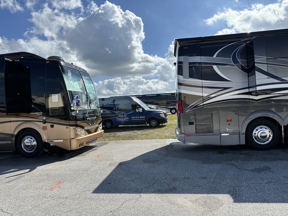  Prevost Motorhome Expo