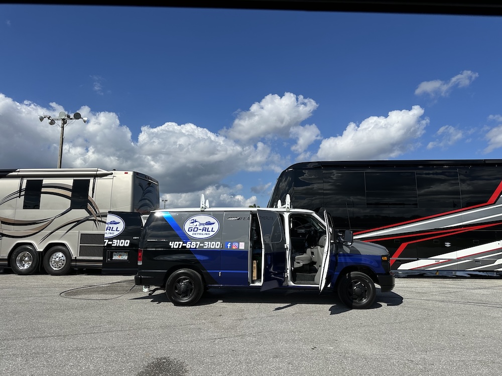  Prevost Motorhome Expo