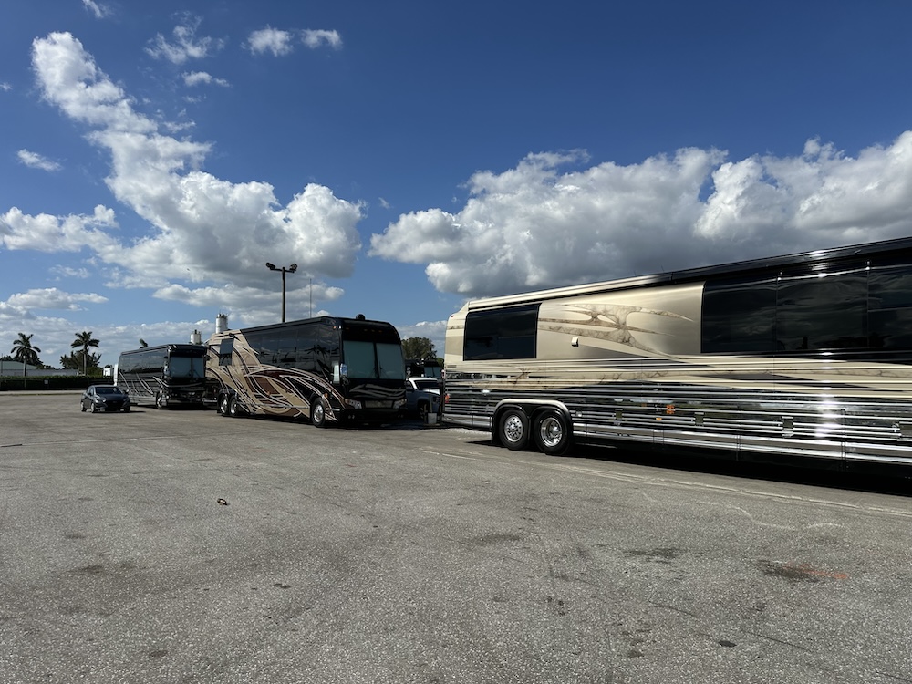  Prevost Motorhome Expo