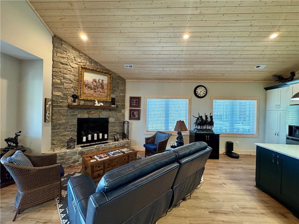  Prevost Real Estate For Sale