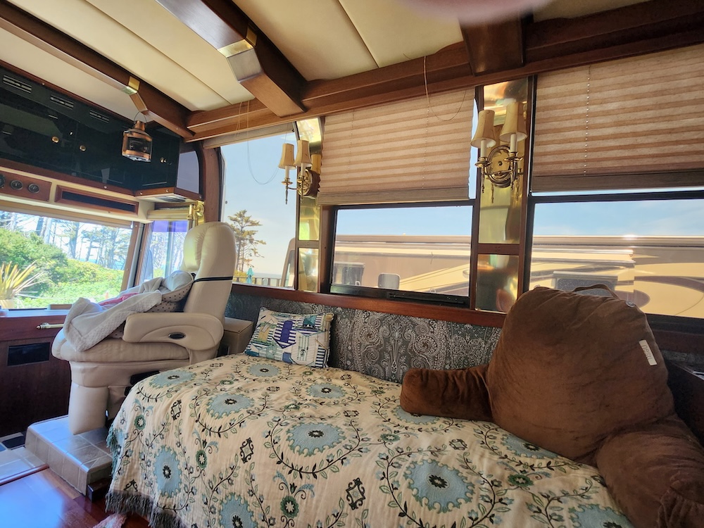 1985 Prevost Royale XL For Sale