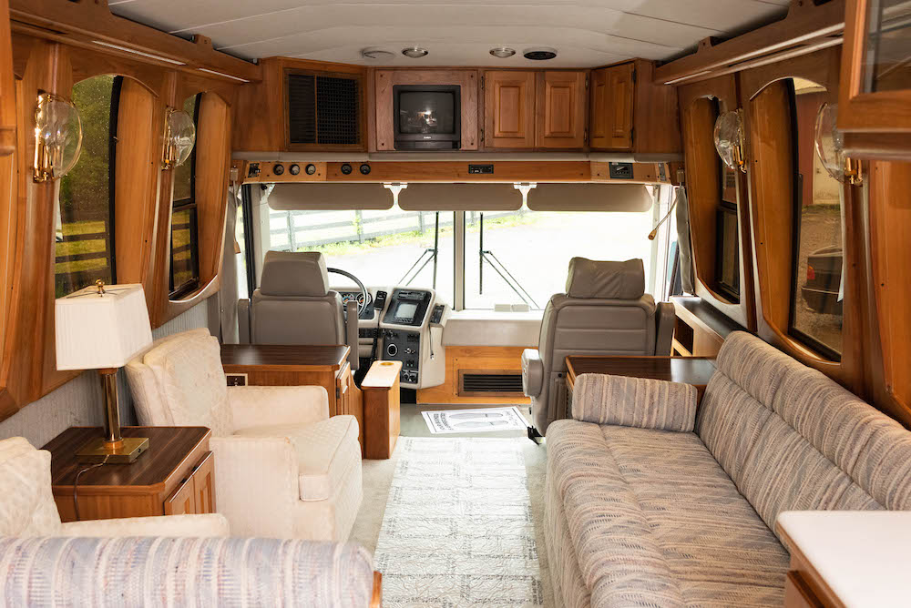 1989 Prevost Liberty XL For Sale