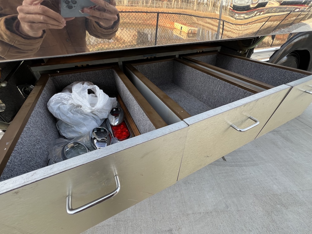 1990 Prevost Liberty XL For Sale