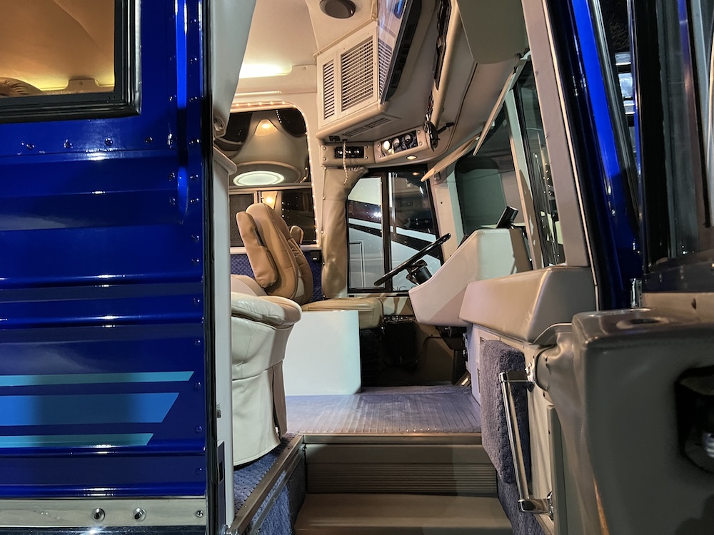 1990 Prevost Liberty XL For Sale