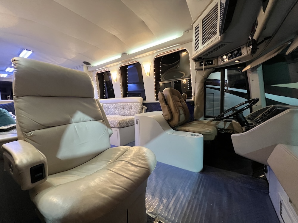 1990 Prevost Liberty XL For Sale