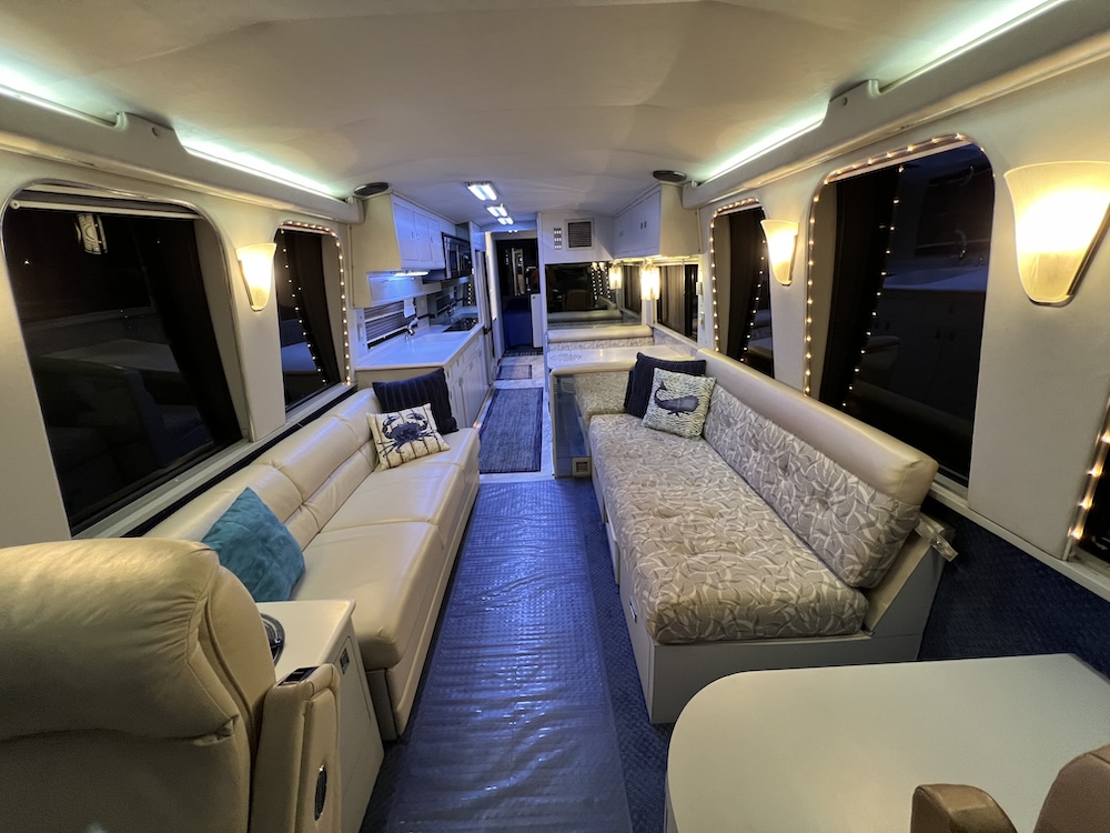 1990 Prevost Liberty XL For Sale