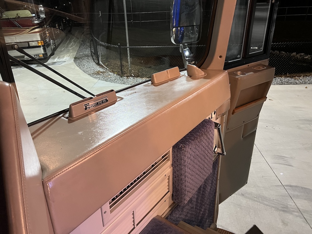 1990 Prevost Liberty XL For Sale