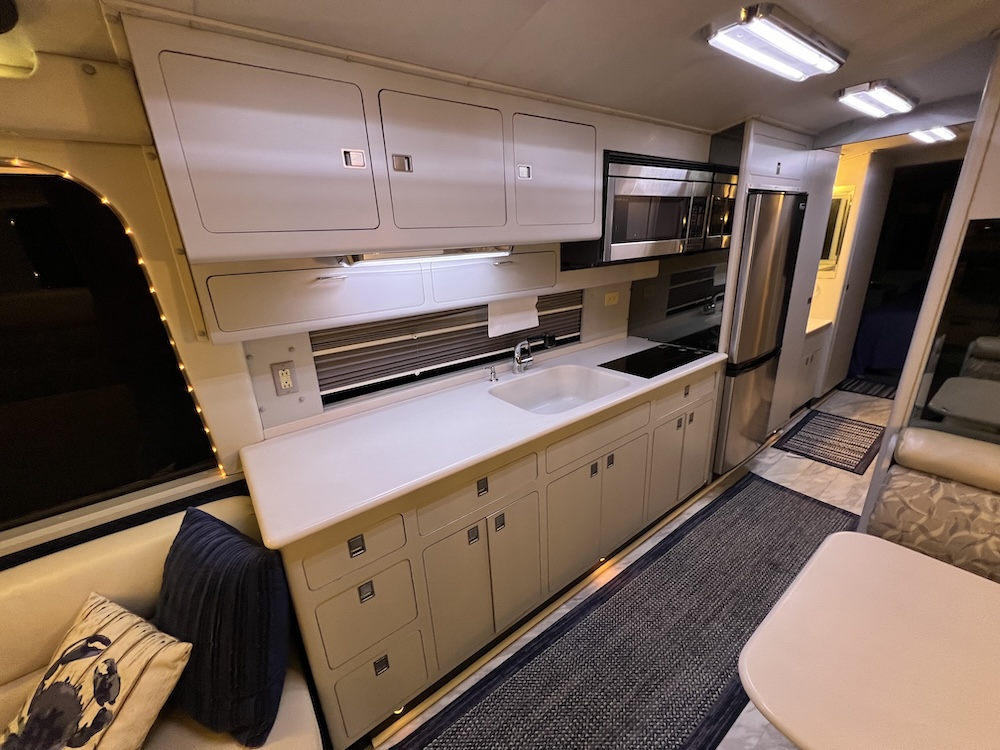 1990 Prevost Liberty XL For Sale