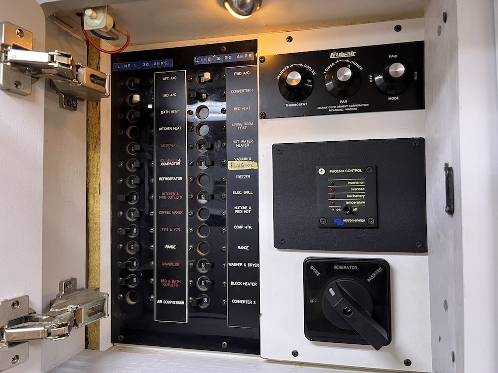 1990 Prevost Liberty XL For Sale