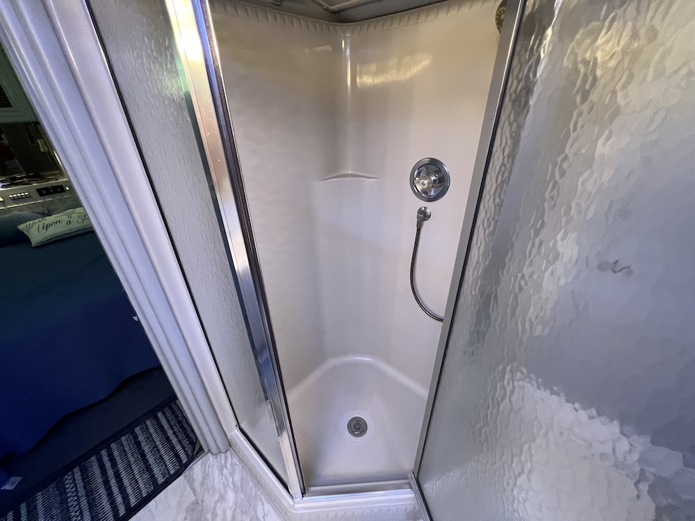 1990 Prevost Liberty XL For Sale