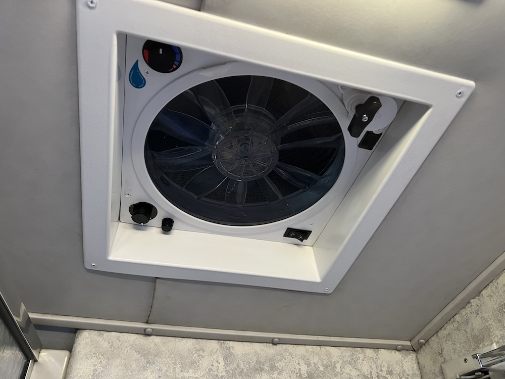 1990 Prevost Liberty XL For Sale