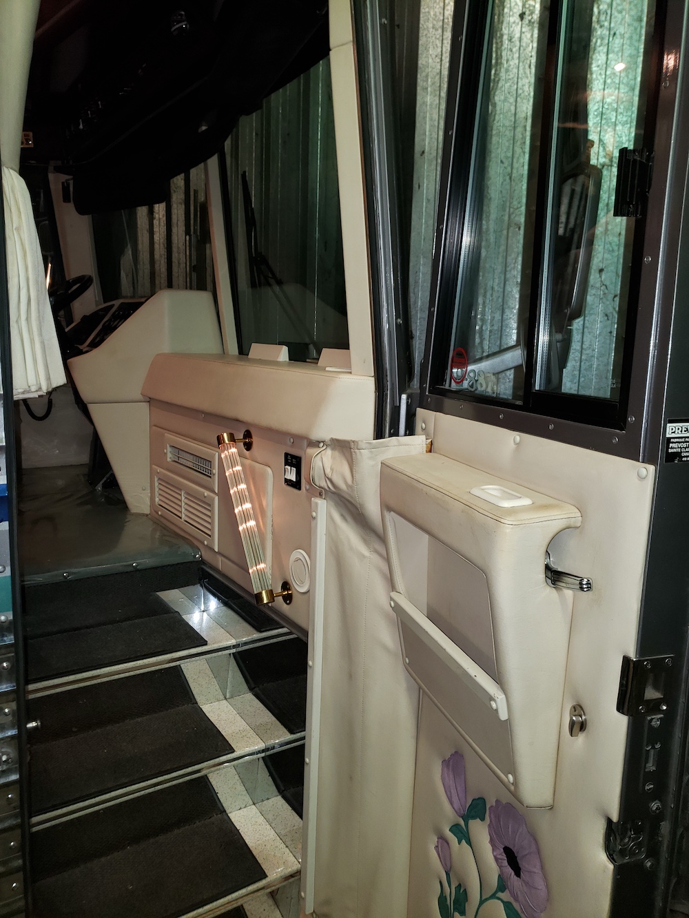 1993 Prevost Liberty XL For Sale