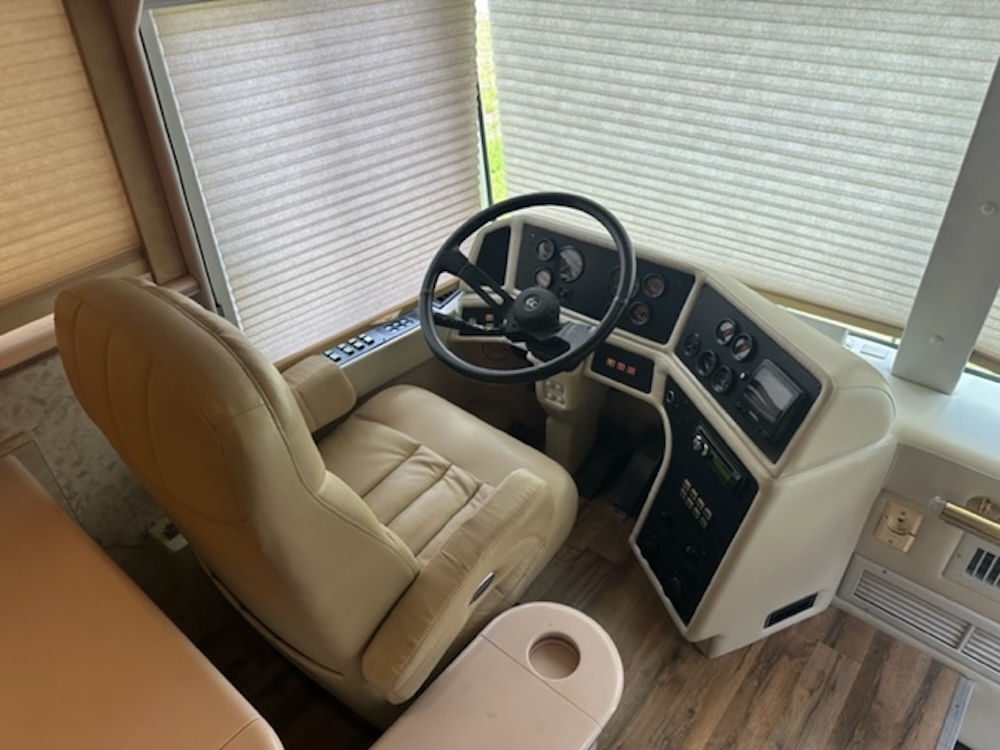 1995 Prevost Country Coach XL For Sale