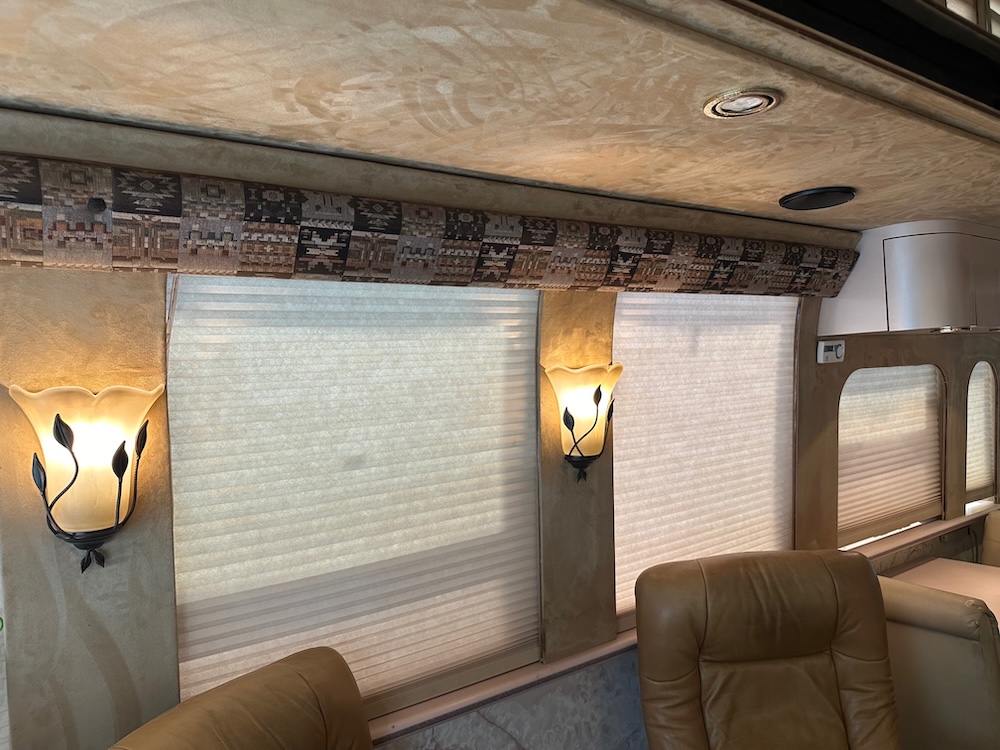 1995 Prevost Country Coach XL For Sale