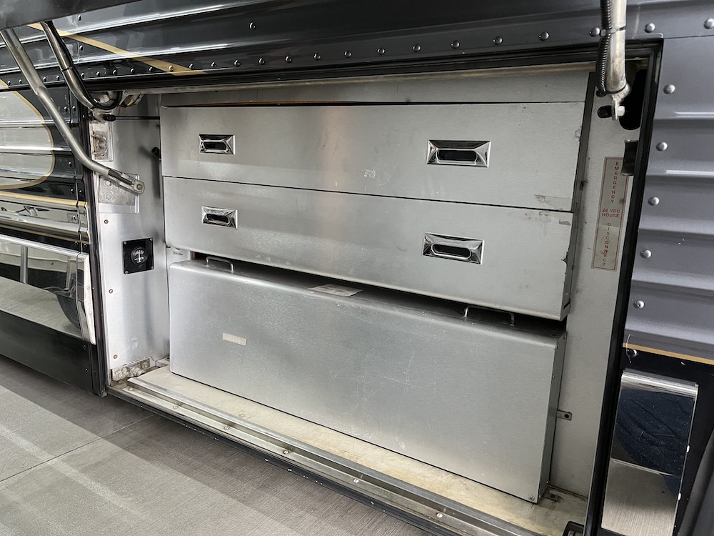 1995 Prevost Marathon XL For Sale