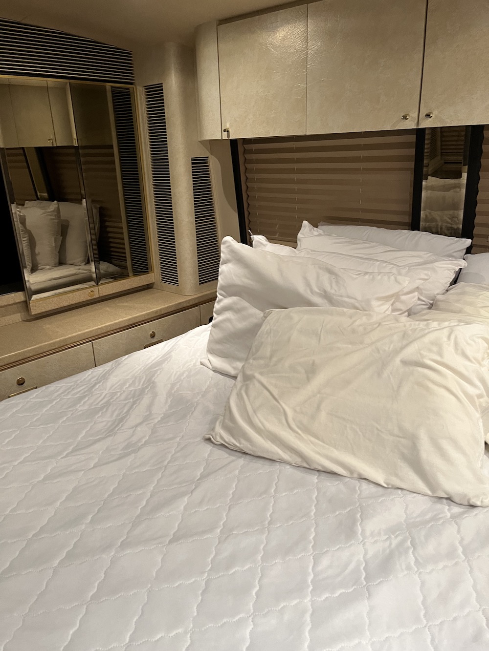 1995 Prevost Marathon XL For Sale