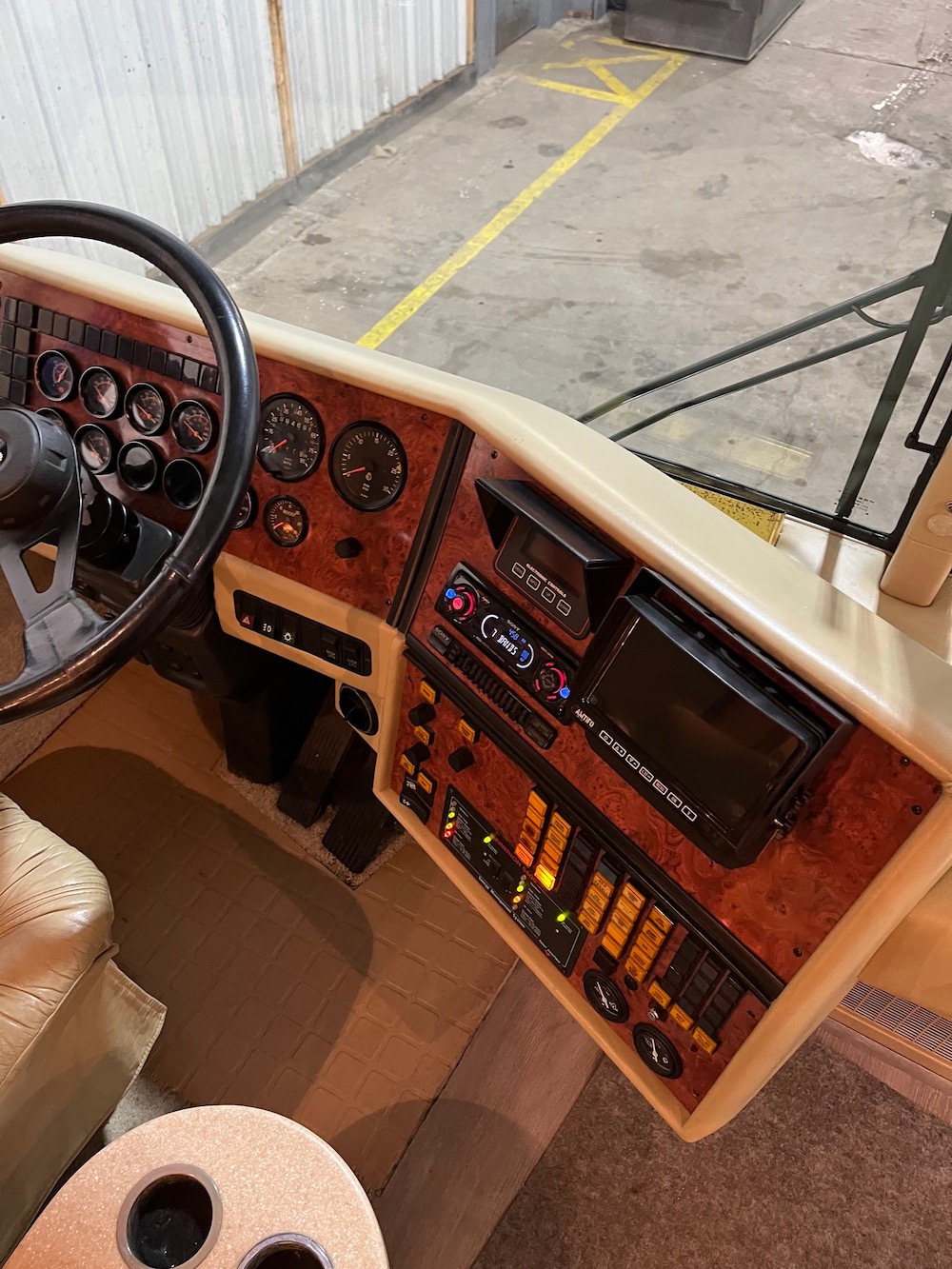 1995 Prevost Marathon XL For Sale