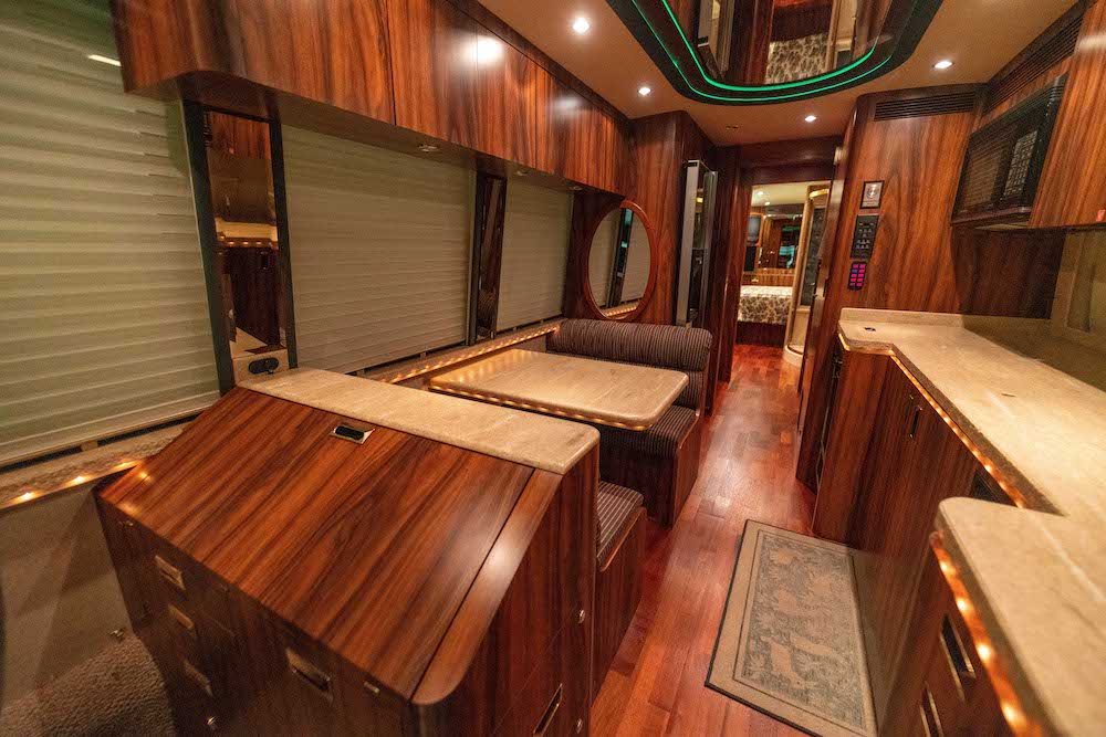 1995 Prevost Marathon XL For Sale