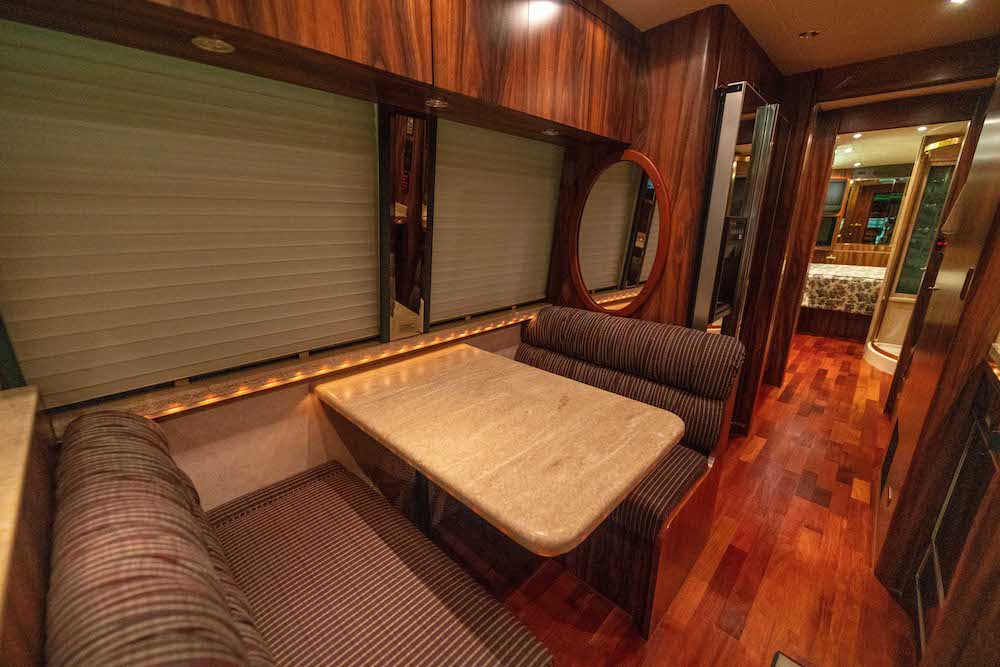 1995 Prevost Marathon XL For Sale