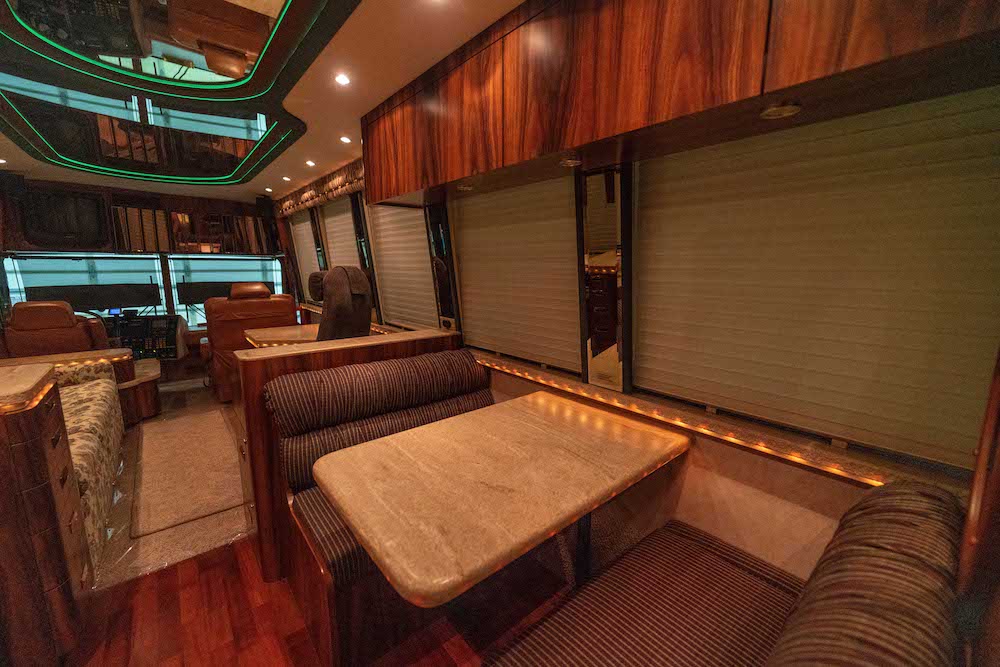 1995 Prevost Marathon XL For Sale