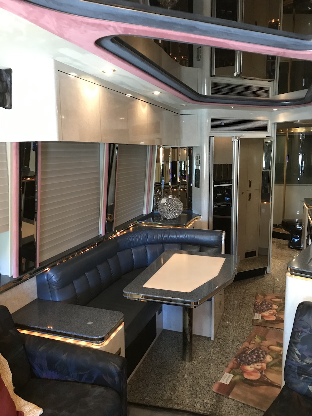 1995 Prevost Marathon XL For Sale