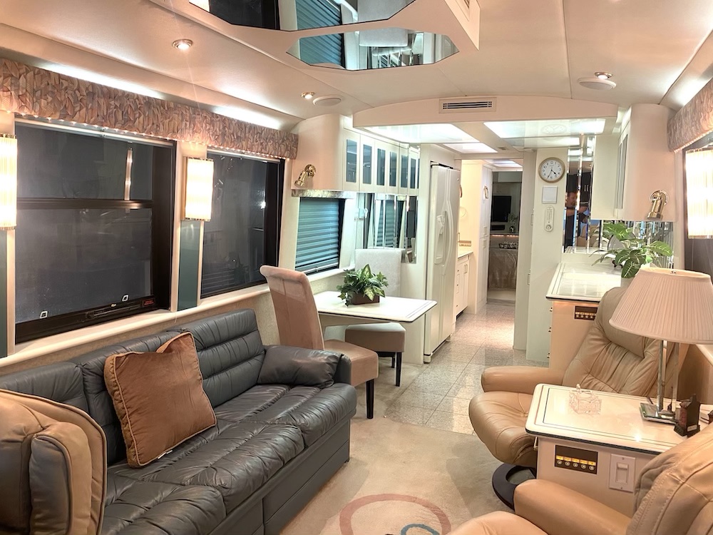 1996 Prevost Angola XL For Sale