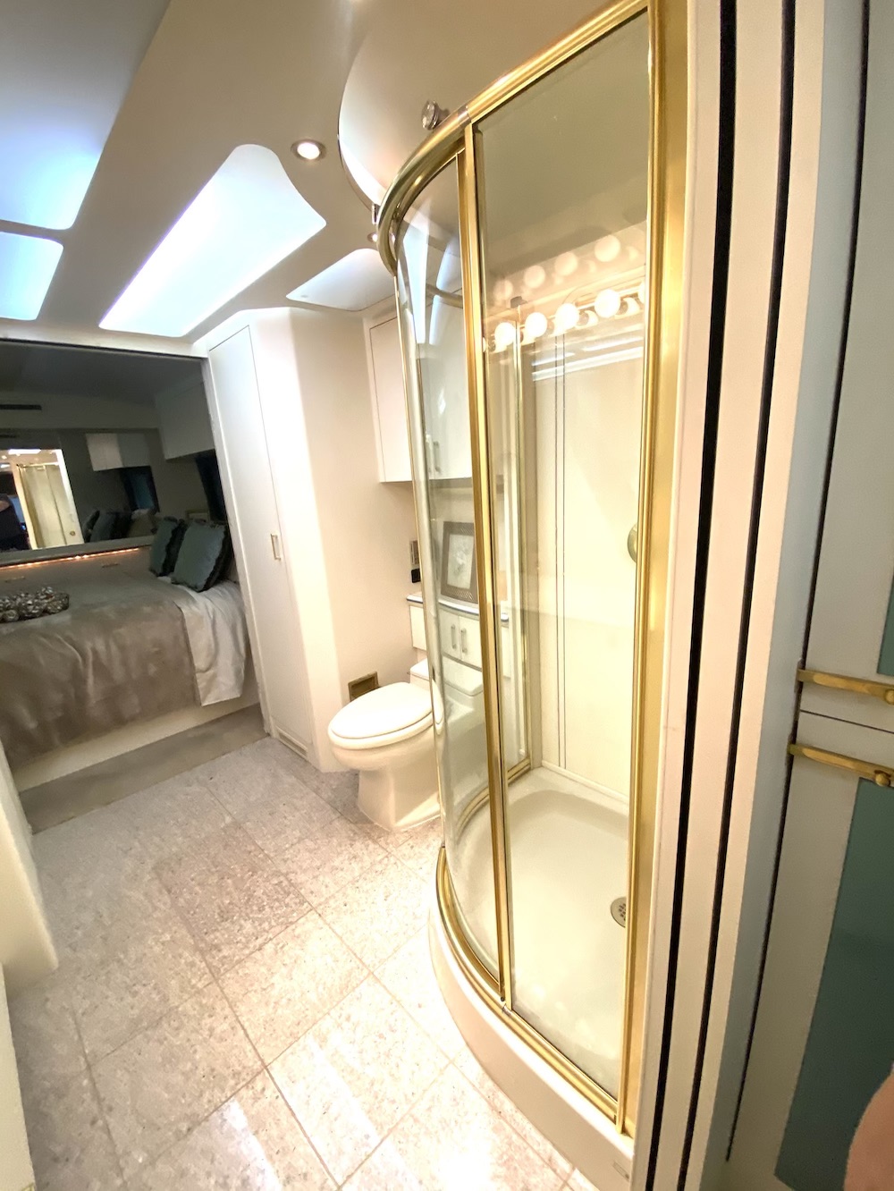 1996 Prevost Angola XL For Sale