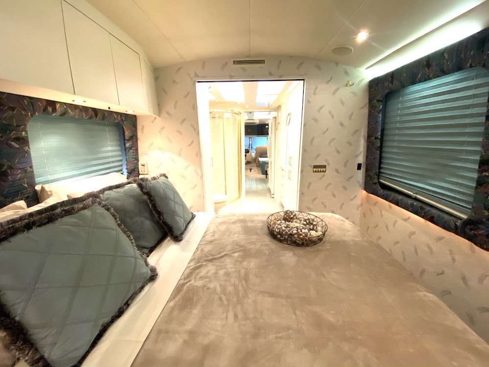 1996 Prevost Angola XL For Sale
