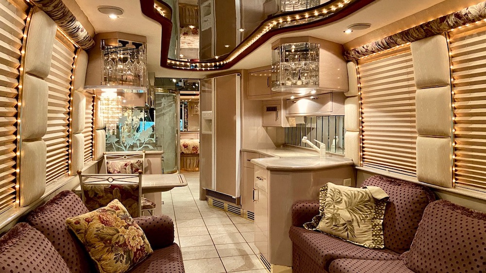 1996 Prevost Liberty XL For Sale