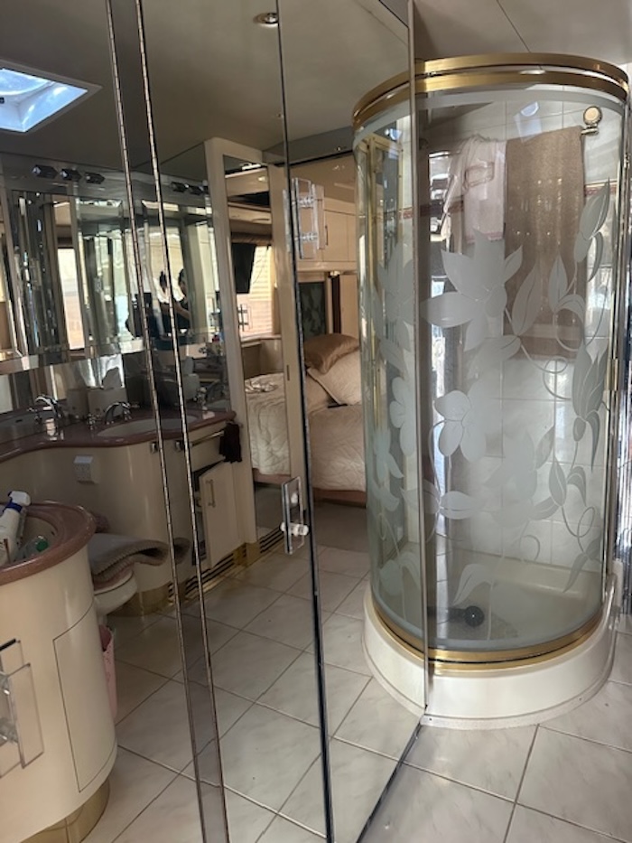 1996 Prevost Liberty XL For Sale