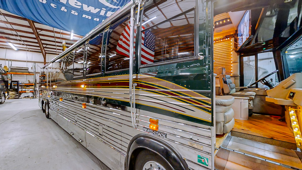 1996 Prevost Liberty XL For Sale