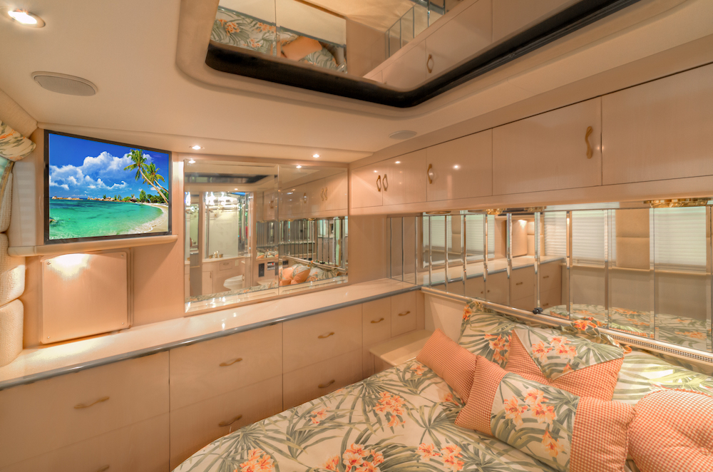 1996 Prevost Liberty XL For Sale