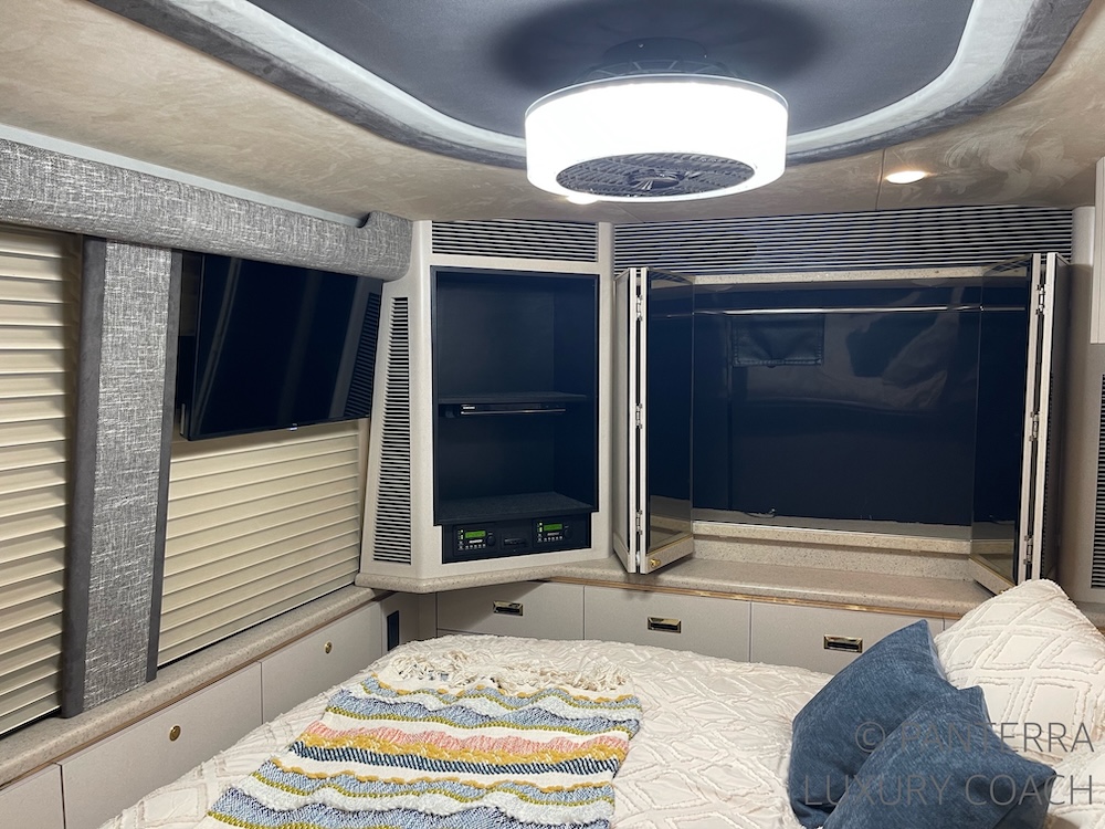 1996 Prevost Marathon XL Non Slide