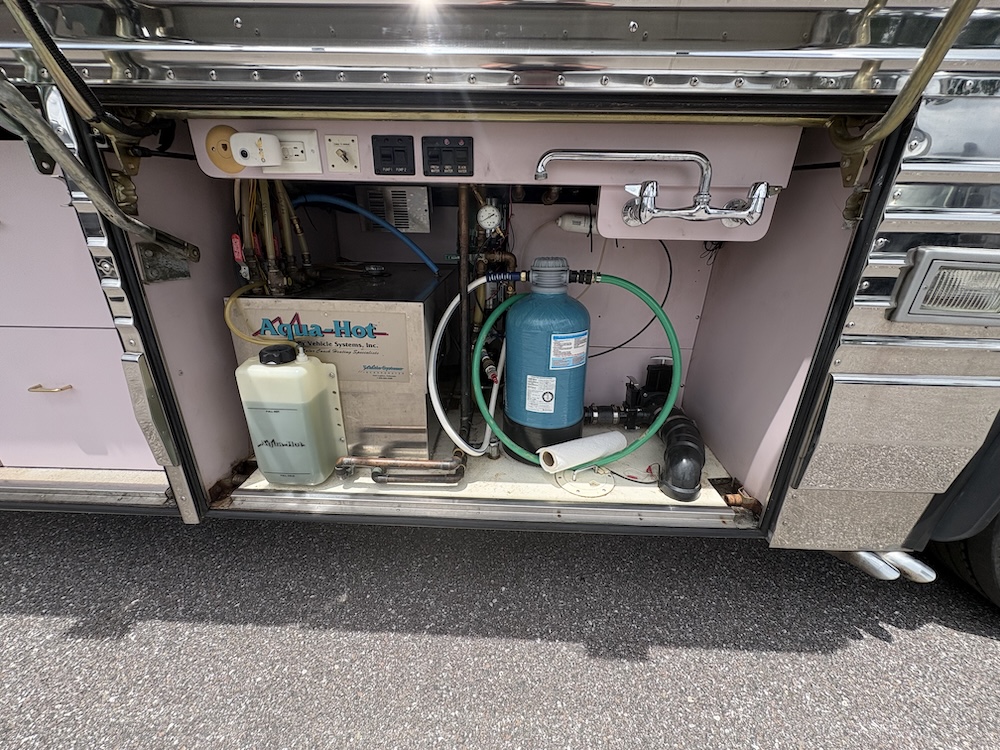 1997 Prevost Angola XL For Sale