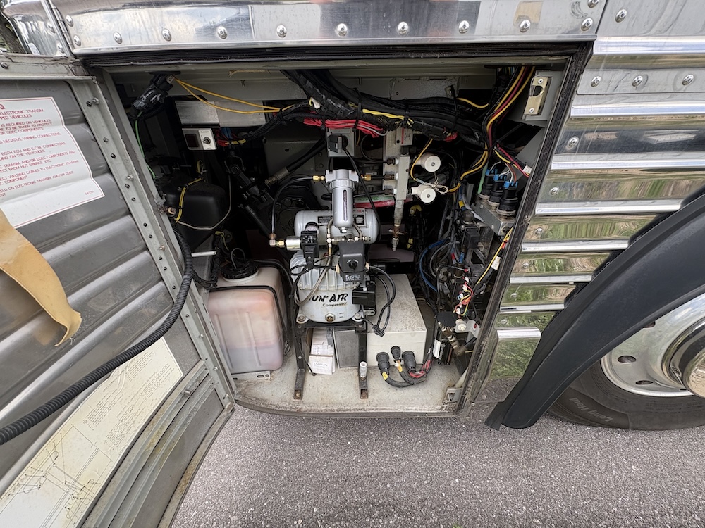 1997 Prevost Angola XL For Sale