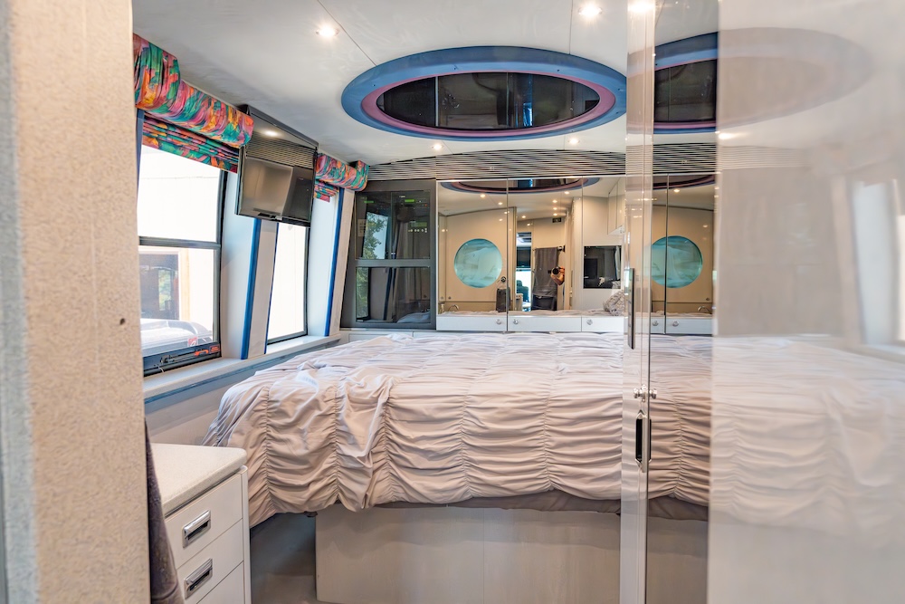 1997 Prevost Marathon XL For Sale