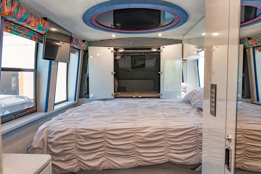 1997 Prevost Marathon XL For Sale