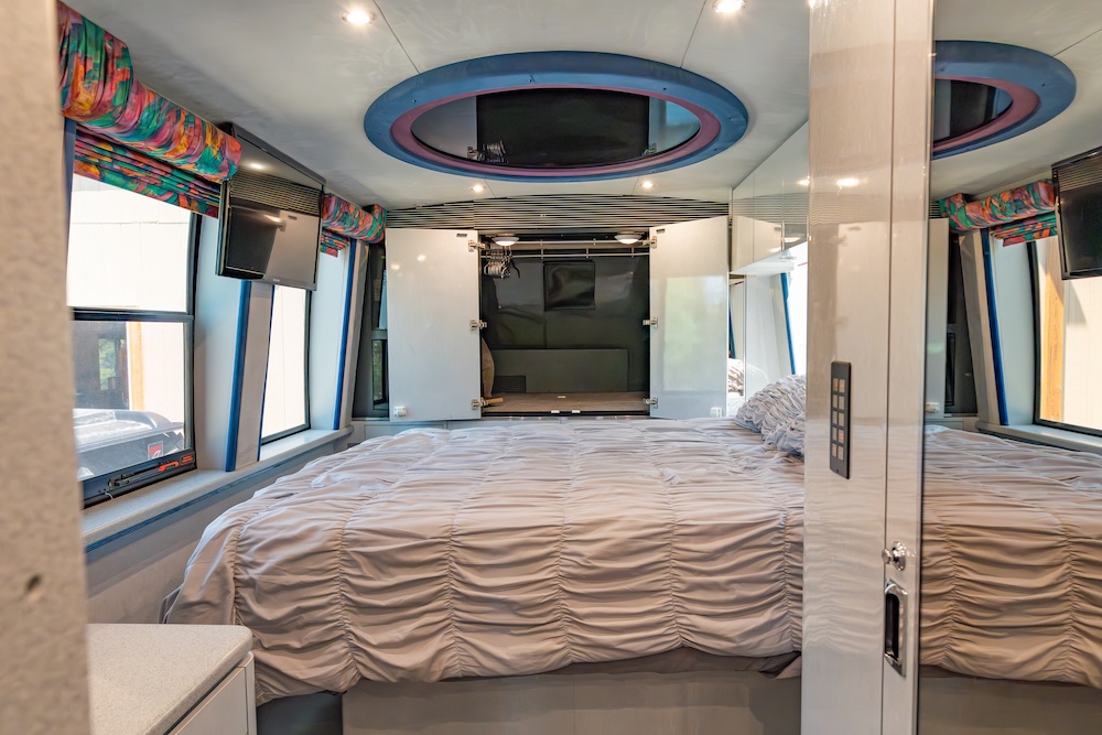 1997 Prevost Marathon XL For Sale
