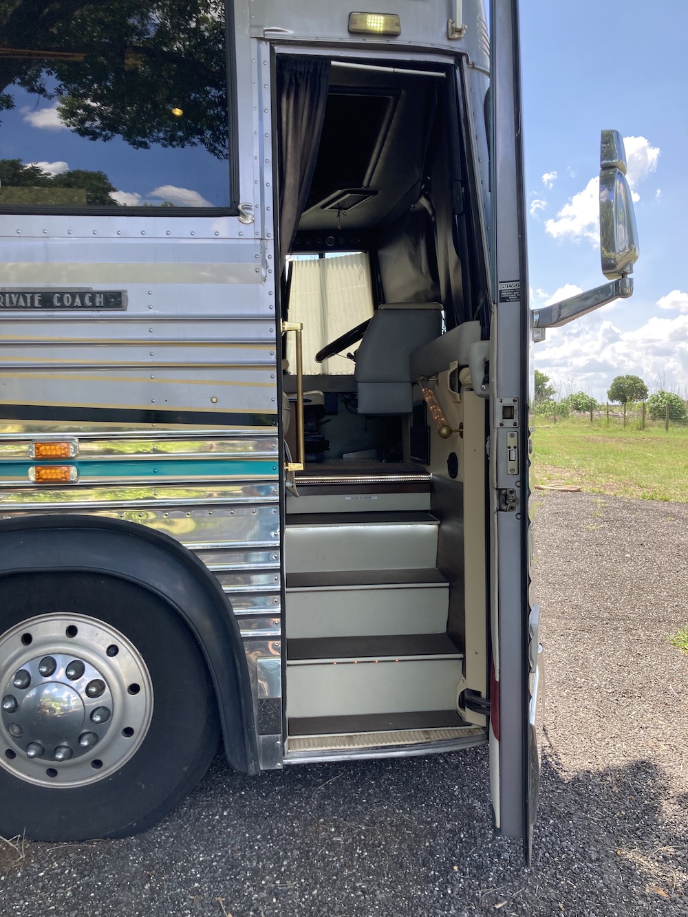 1997 Prevost Royale XL For Sale