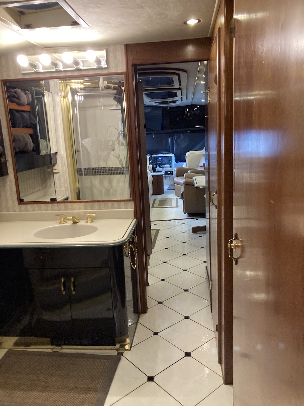 1997 Prevost Royale XL For Sale