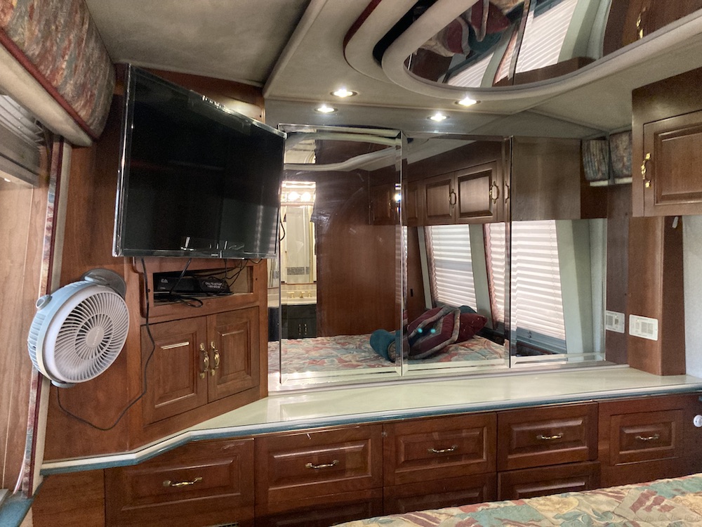 1997 Prevost Royale XL For Sale