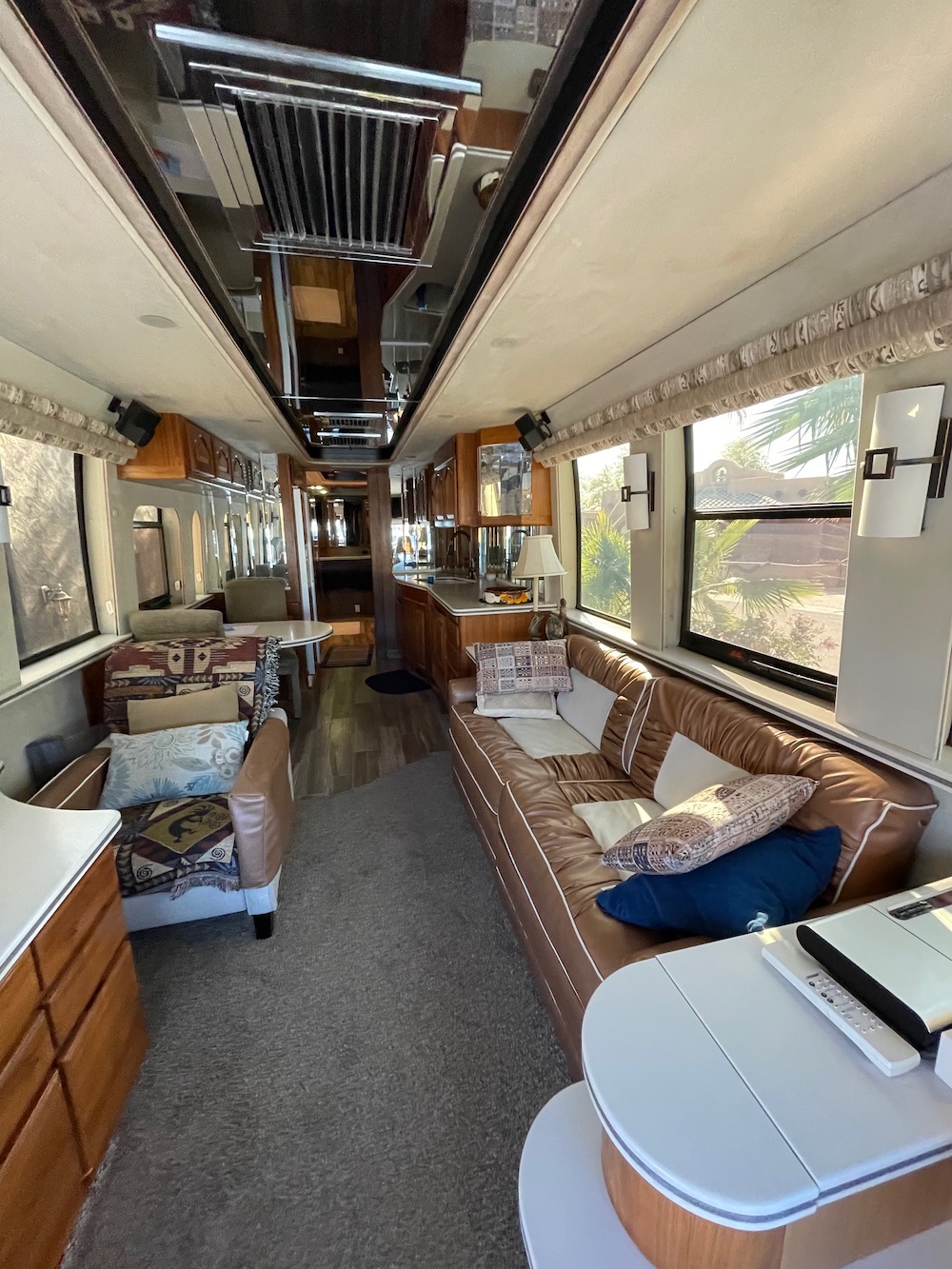 1998 Prevost Prevost Country Coach For Sale