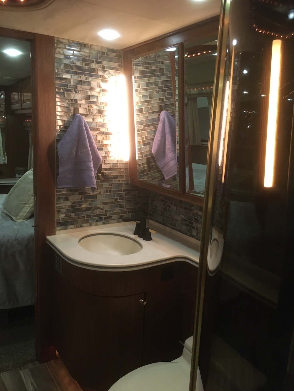 1998 Prevost Prevost Country Coach For Sale