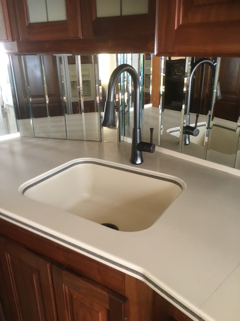 1998 Prevost Prevost Country Coach For Sale