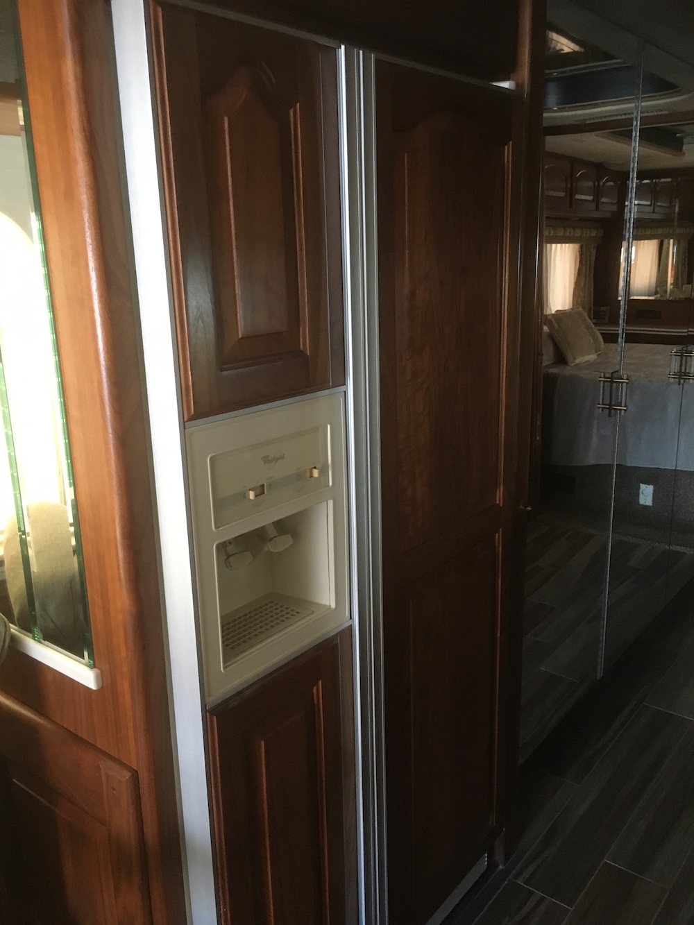 1998 Prevost Prevost Country Coach For Sale