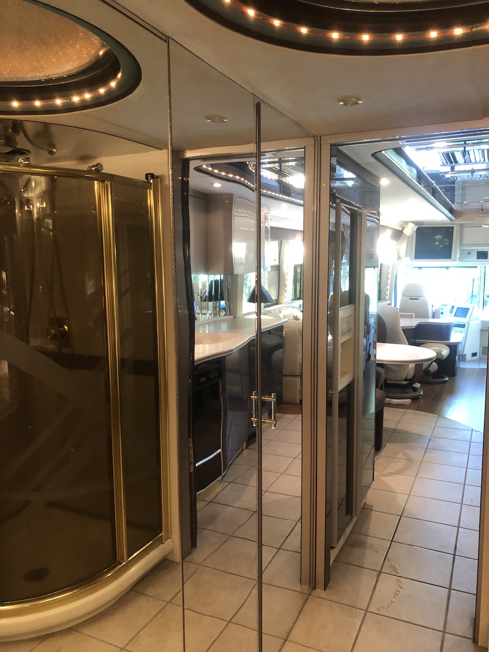 1998 Prevost Country Coach XL For Sale
