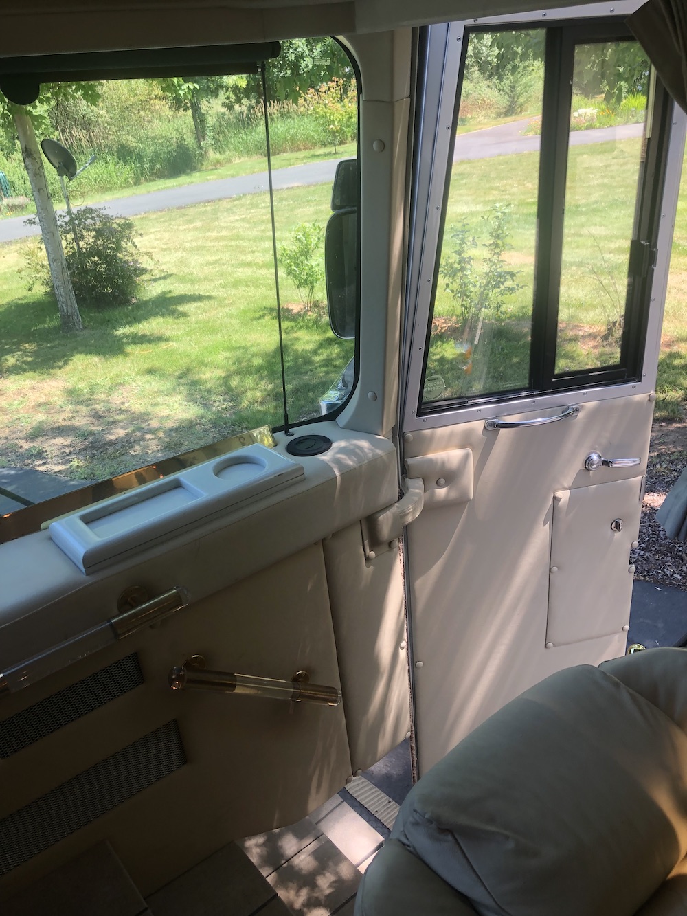 1998 Prevost Country Coach XL For Sale