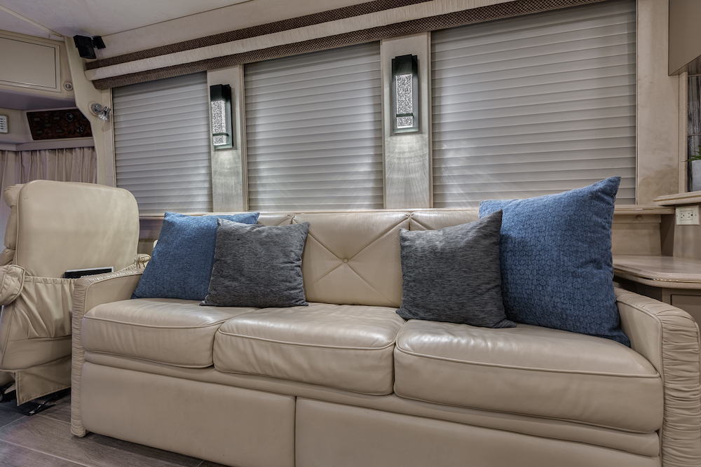 1998 Prevost Country Coach XL For Sale
