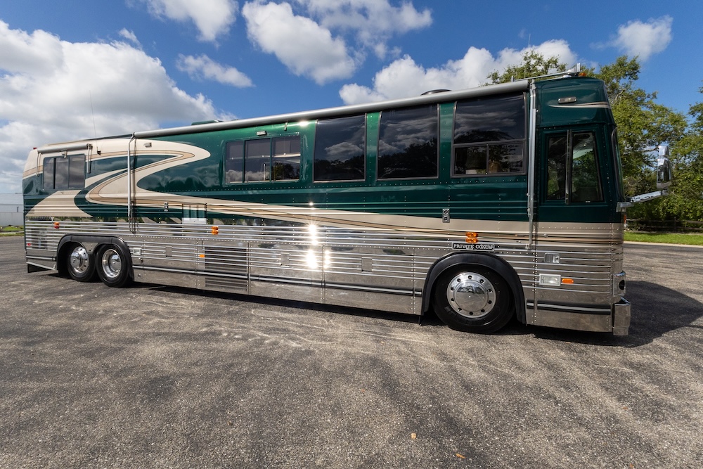 1998 Prevost Liberty XL  For Sale