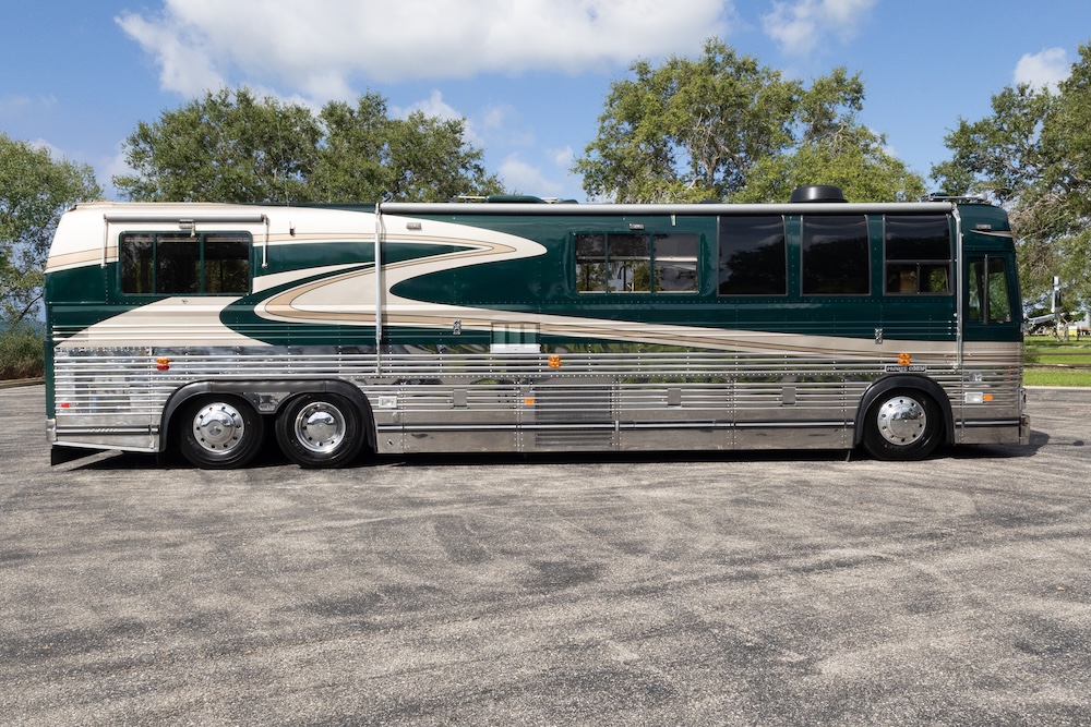1998 Prevost Liberty XL  For Sale